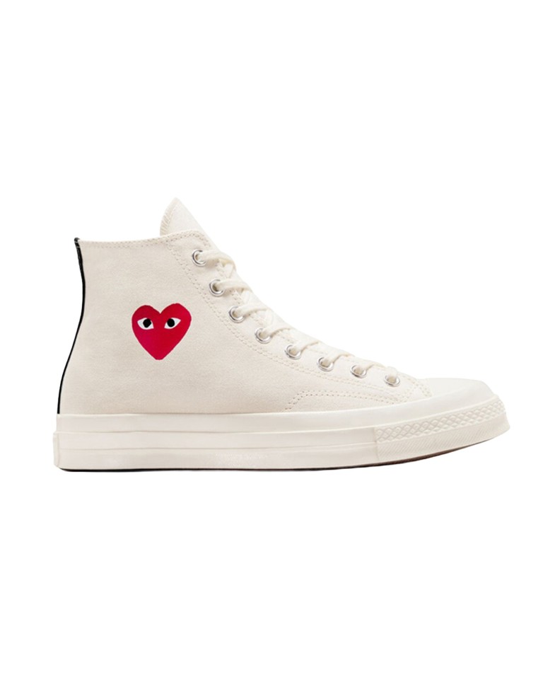 Converse x CDG hautes blanches petits cœurs