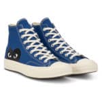Paire de baskets montantes coloris bleu et blanc