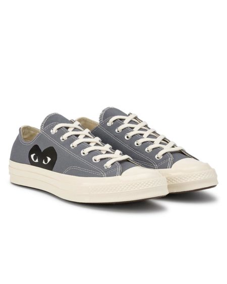 Paire de baskets basses coloris gris et blanc