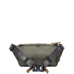 Sac banane vert vue de derrière sur fond blanc