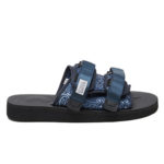 Sandale moto cab bandana suicoke à lanières noire et bleue vue de profile