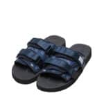 Paire de sandales noires et bleues à lanières moto cab bandana suicoke