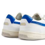 swc pro cup s-strike white blue vue détail du talon