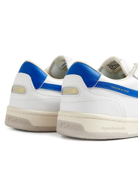swc pro cup s-strike white blue vue détail du talon