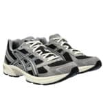 asics gel 1130 vue de la paire coté droit