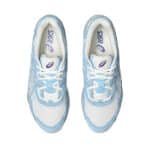 asics gel nyc couleur cream et artic sky vue de la paire sur le dessus