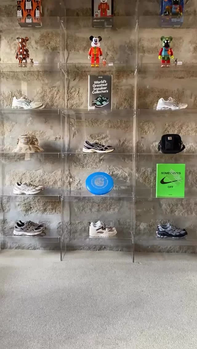 Une sélection ASICS, CARHARTT WIP, TASCHEN